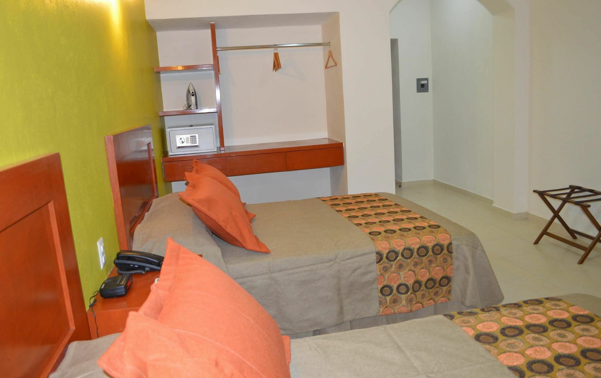 Concierge Plaza La Villa Колима Екстериор снимка