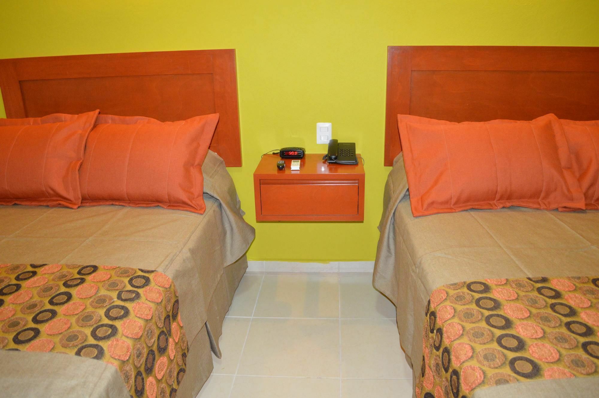 Concierge Plaza La Villa Колима Екстериор снимка