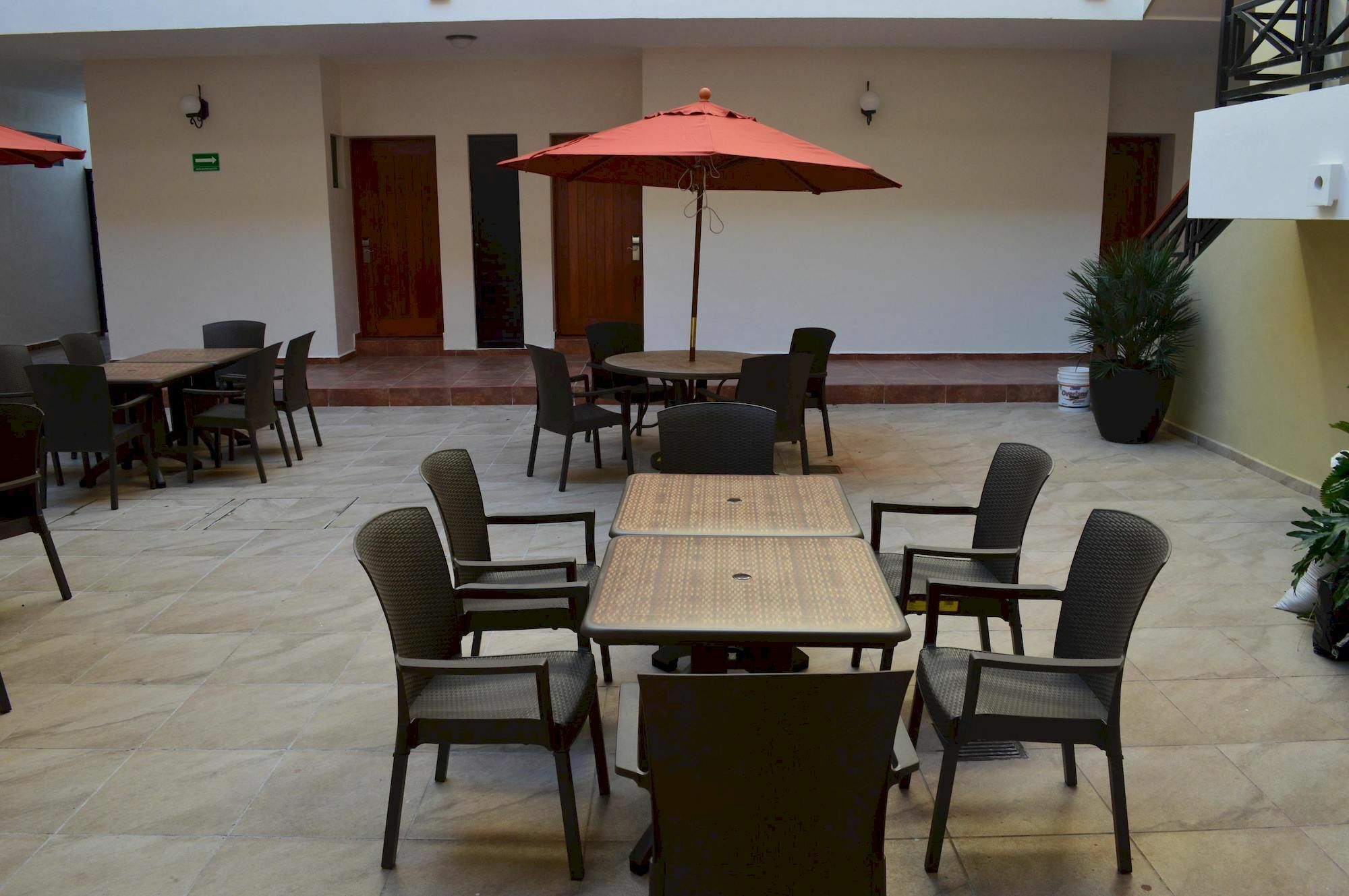 Concierge Plaza La Villa Колима Екстериор снимка